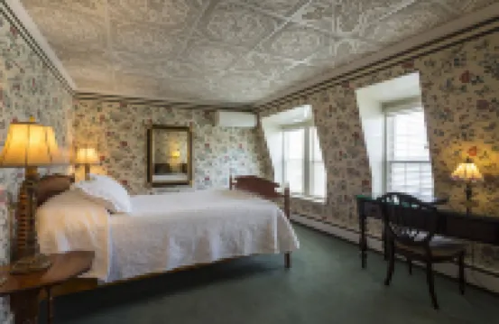 Stafford's Bay View Inn