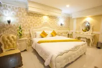 Chokdee Place Hotels near Wat Nong Phai