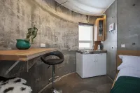 Klettar Tower Iceland Hotels in Fludir