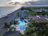 Hotel Cayman Suites - Pools