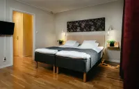 Hotell Björken Hotels near Öbackas port