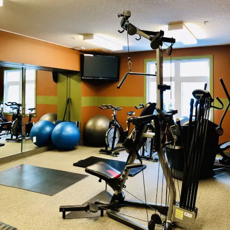 A Lovely Studio with Full Kitchen & AC