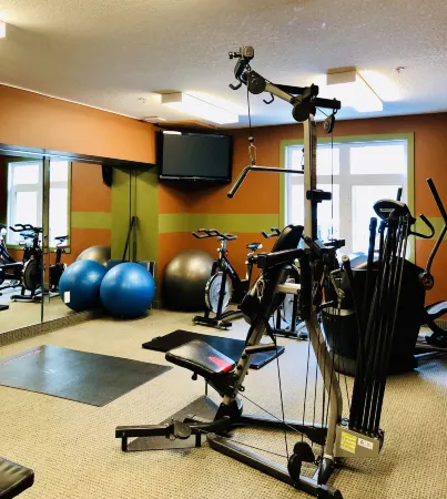 A Lovely Studio with Full Kitchen & AC Отели рядом с достопримечательностью «WhiteFish - BowRiver - ElkFlats Loop»