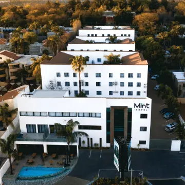 Mint Hotel 84 on Katherine