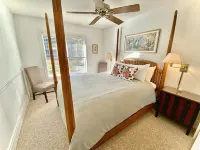 Otter's Pond Bed and Breakfast - Homestays