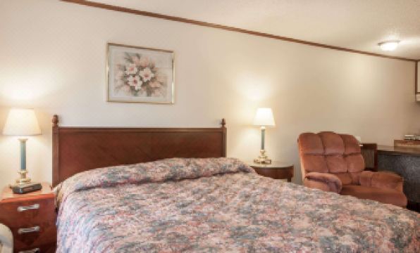 Knights Inn Greensburg