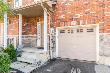 Luxury 3Br 2BA Townhome with Private Hot Tub, Gym, BBQ by Globalstay