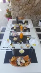 Au Charme de Pépiole Hotels in Six-Fours-les-Plages