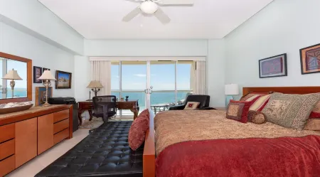 Luna Blanca 702 by Kivoya