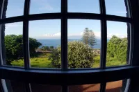 Azores Youth Hostels - Pico - Dağ Manzaralı