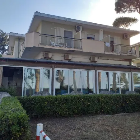 Quadruple Room for a Totally Relaxing Holiday 20 Meters from the Sea