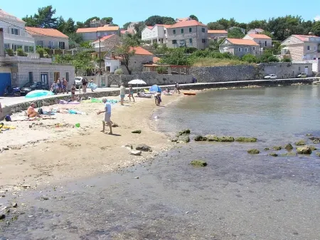 Apartmani Loredana - One-Bedroom Apartment with Sea View Отели в г. Korcula Island