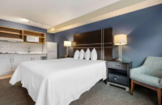 Extended Stay America Premier Suites - Portland - North
