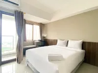 Well Furnished and Cozy Studio at LRT City Jatibening Apartment - 2-Star