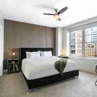 Luxury 2-Bedroom Condo Steps Away from the French Quarter Rooms