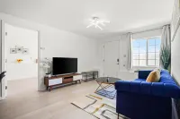 Maddux Homes Near Westlake Hotels in Daly City