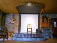 Albergue Los Nuberos - Hostel Hotels in Socobio