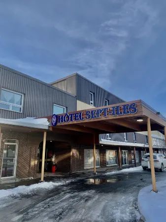 Hôtel Sept-Îles Отели в г. Сет-Иль