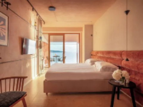 ラクア バイ ザ シー メタのホテル