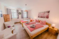 Pension Zur Kurfürstin Hotels in Wolkenstein