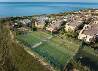 Serenusa Resort