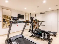 فندق باريس دي إيسي بورت دي فيرسايلس Hotels near الحي السادس عشر - تروكاديرو - باسي