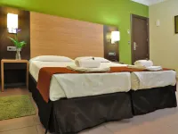 Hostal Ballesta Hotels near شارع بريثيادوس