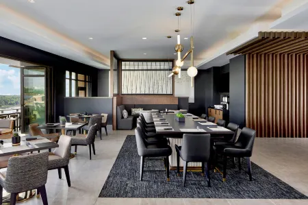 AC Hotel Savannah Historic District