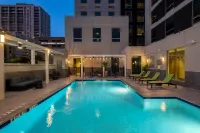 Tru by Hilton Houston Downtown Convention Center - Pools