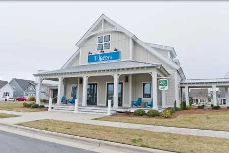 Stunning Soundside Retreat - Private Pool, Dock, Game Room