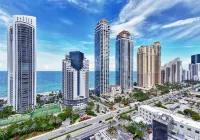Ocean View Balcony and Premium Amenities - Luxurious Beachfront Retreat