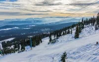 Mountain Views and Cozy Gas Fireplace - Spacious Modern Retreat Hotel a Granby