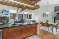 Gas Fireplace and Easy Ski Access - Spacious Charming Townhome