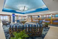 Oceanfront Condo W/ Private Balcony, Shared Pools/Hot Tubs, Beach Access & WiFi