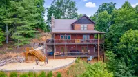 Breathtaking Lake View and Cozy Ambiance - Serene Nature Retreat