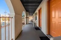 Travelodge by Wyndham Hotel & Cottages St Augustine/Historic Hotels in Vilano Beach