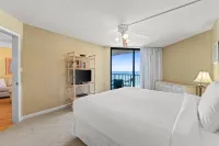 Beachfront Oasis with Gulf View and Resort Amenities - Inviting Escape