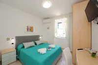 The Anchor of Amalfi, located in the very center of Amalfi, just 30 stairs