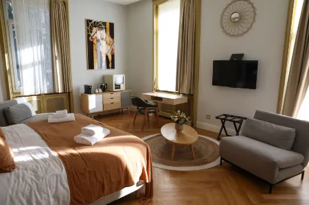 Hôtel Séquoias Отели в г. Сент-Альбан-де-Рош