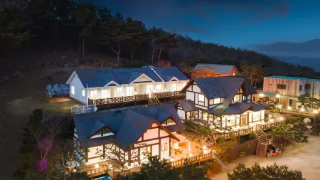 Seokmodo Supsokbadapunggyeong Pension Отели рядом с достопримечательностью «Bomunsa Temple»