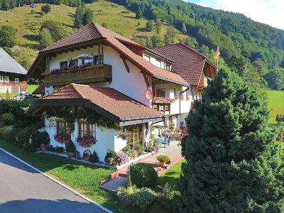 Apartment in Brandenberg with Terrace Hotel dekat Skilifte Notschrei