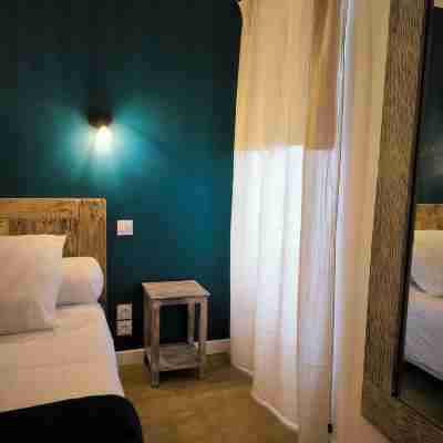 Clementenia Rooms