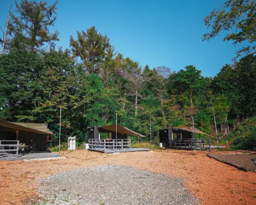 Bulls Camp Hotels in Narusawa