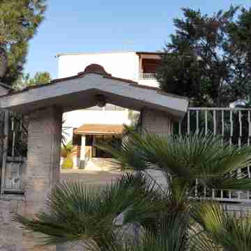 Villa Erry Hotel Exterior