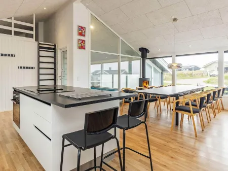 10 Person Holiday Home in Løkken-by Traum