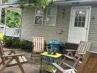 Charming 3-bedroom, pet friendly house in Downtown Natchez