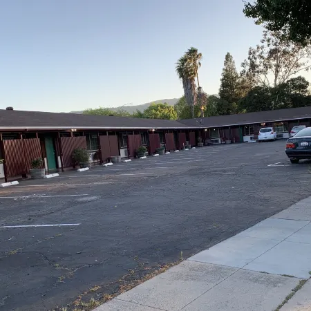 Pacheco Pass Motel