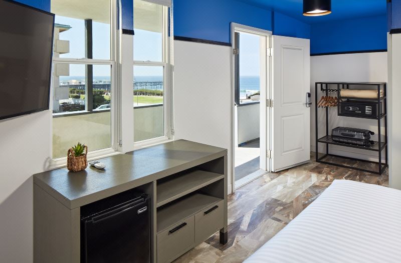 Pacific View Inn