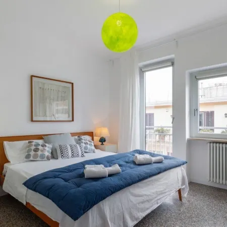 GuestHost - Inner City Apartments