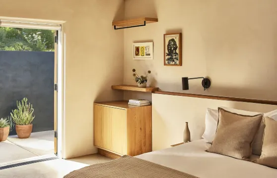 馬裡布六月酒店